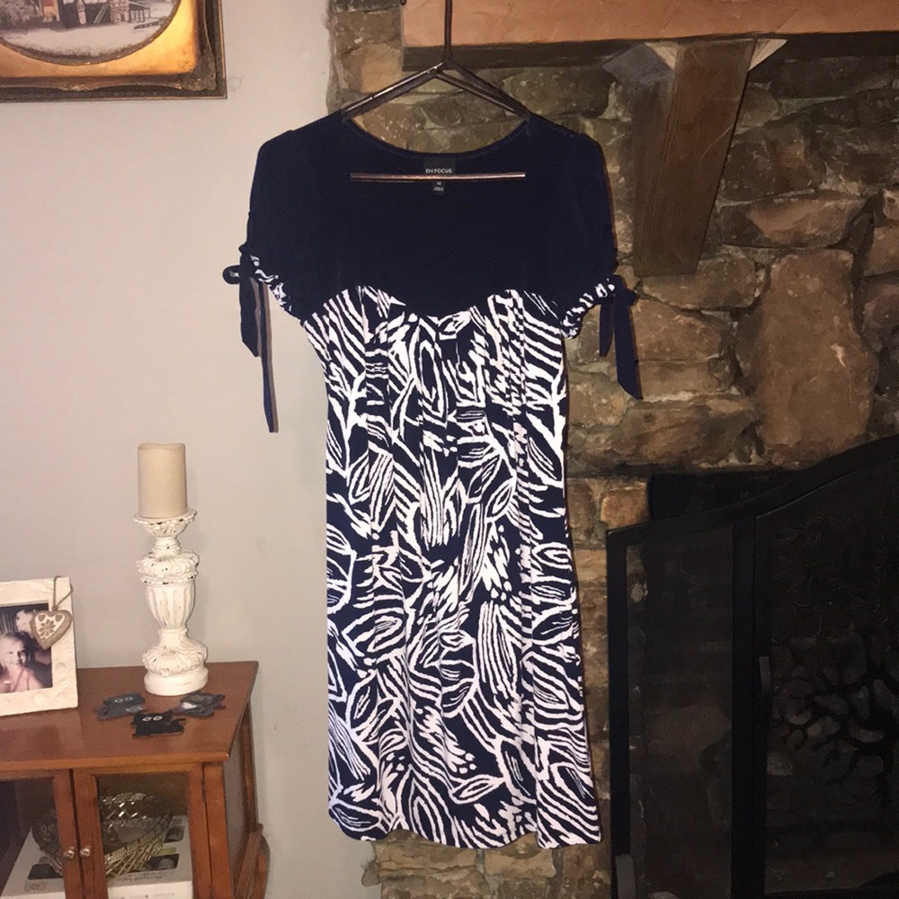 Navy and white knee length dress. Size 10.